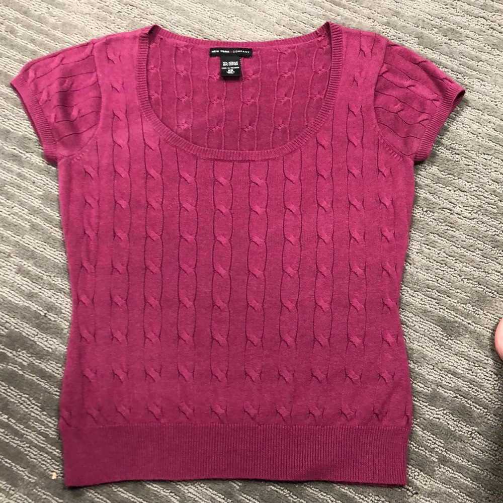 GUC NYC burgundy cable knit sweater XS
